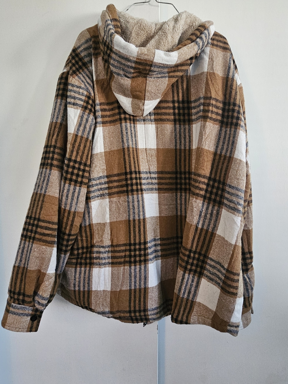 Veusna Plaid Sherpa-Lined Hooded Jacket - Tan & White 2xl Thick, Heavy, Warm. - Picture 2 of 5